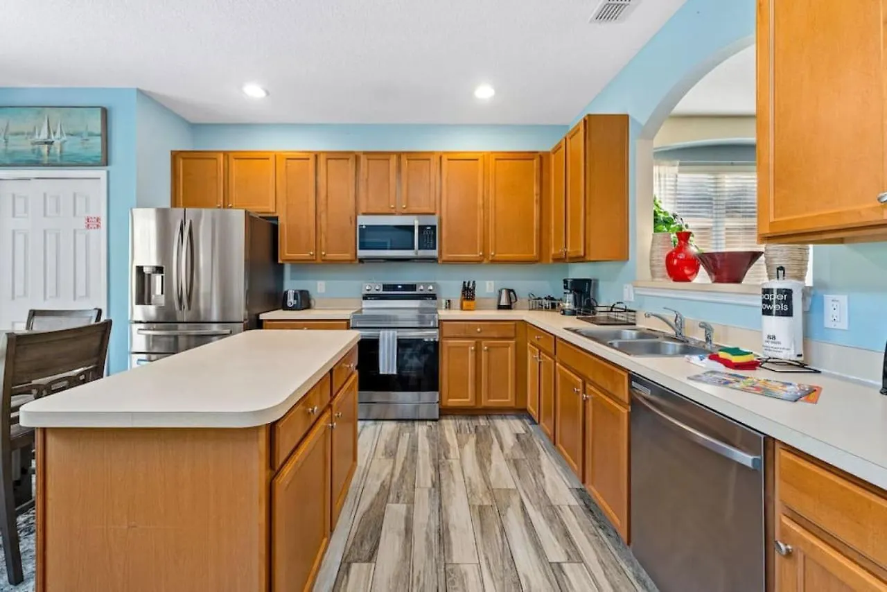 New - 6 Bed - Game Room - Pool - No Rear Neighbors Davenport Holiday home