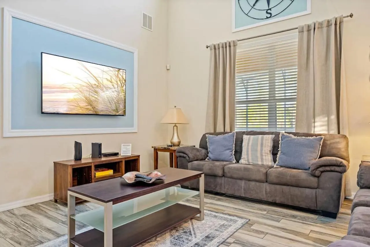 New - 6 Bed - Game Room - Pool - No Rear Neighbors Davenport Holiday home