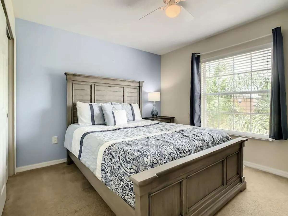 New - 6 Bed - Game Room - Pool - No Rear Neighbors Davenport United States